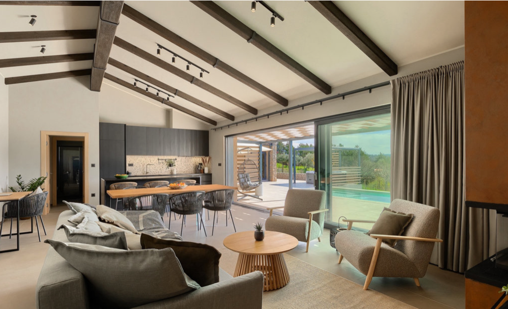 Vacation by the pool, jacuzzi and sauna - Villa Noeli in a peaceful place near Hum, Villa Noeli with a pool, jacuzzi, and sauna, Klanac, Istria, Croatia Buzet